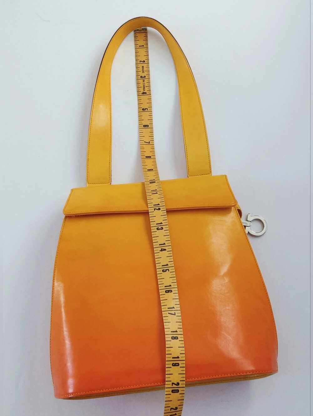 Salvatore Ferragamo Orange Gradient Italian Made Shoulder Bag. Pre-owned. - Picture 8 of 11